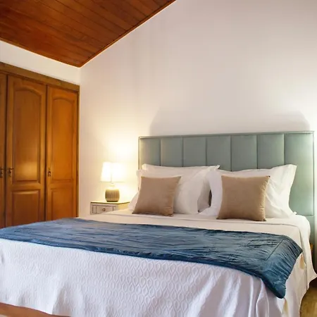 Helena's Family House 핀하오