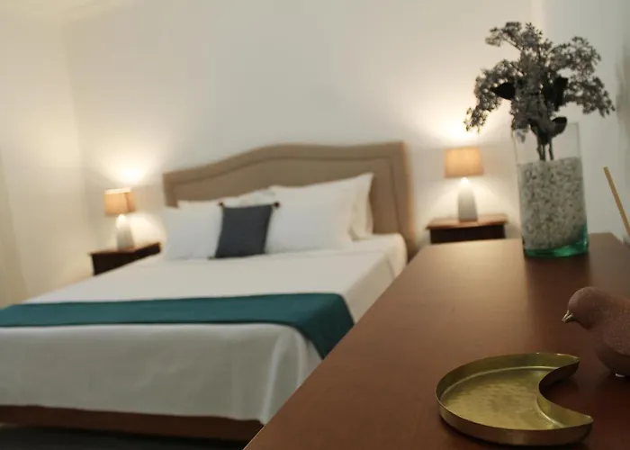 Helena's Family House 핀하오