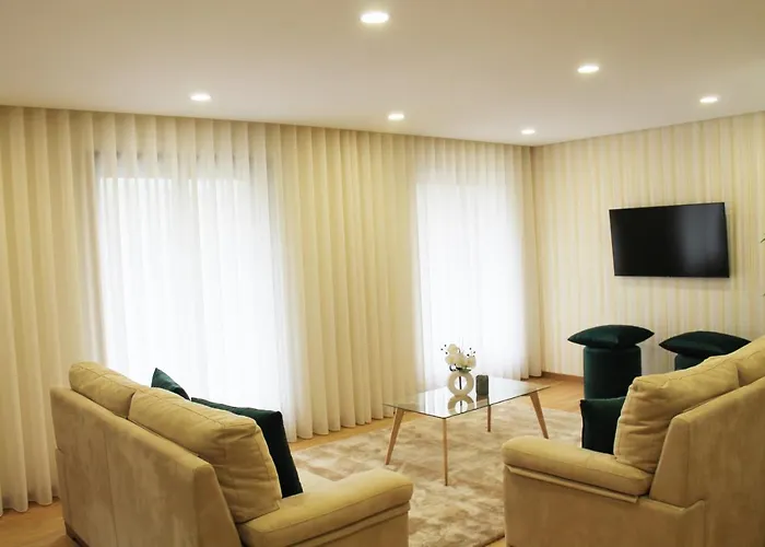 Helena's Family House *