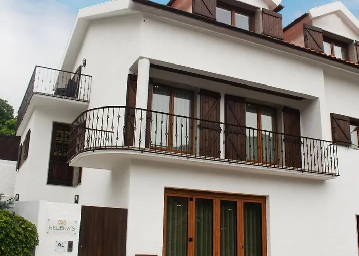 Helena's Family House Tatil Evi